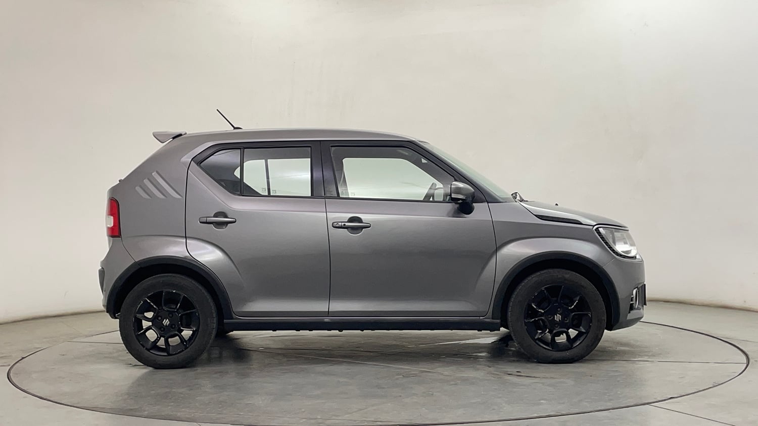 Used 2019 Maruti Suzuki Ignis Zeta 1.2 AMT Petrol Automatic exterior RIGHT SIDE VIEW