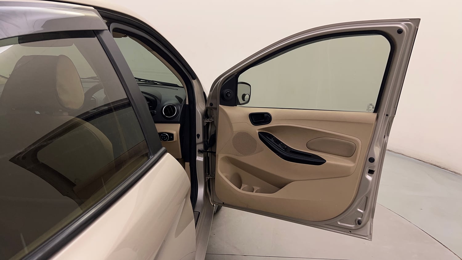 Used 2019 Ford Figo Aspire Titanium 1.2 Ti-VCT Petrol Manual interior RIGHT FRONT DOOR OPEN VIEW