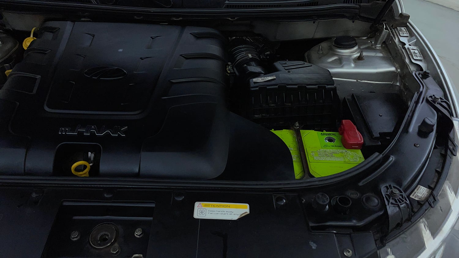 Used 2018 Mahindra XUV500 W11 AT Diesel Automatic engine ENGINE LEFT SIDE VIEW