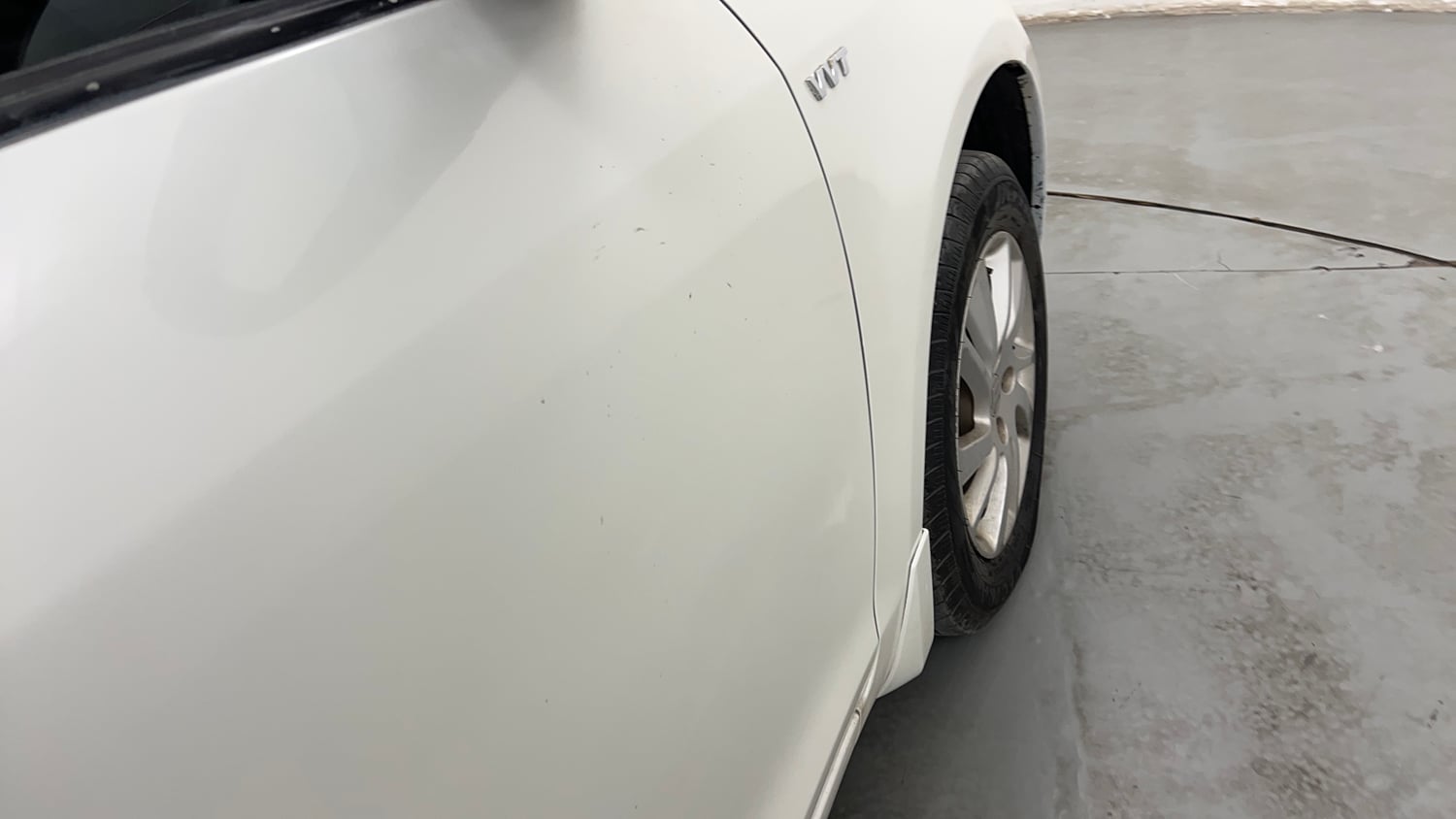 Used 2014 Maruti Suzuki Swift ZXi Petrol Manual dents MINOR DENT