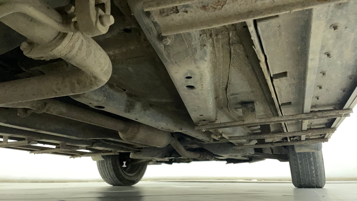 Used 2021 Tata Nexon XZ Petrol Manual extra REAR RIGHT UNDERBODY VIEW