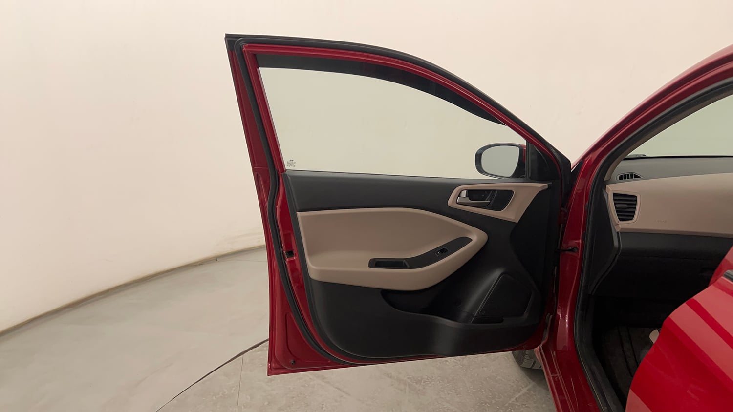 Used 2017 Hyundai Elite i20 Asta 1.2 Petrol Manual interior LEFT FRONT DOOR OPEN VIEW