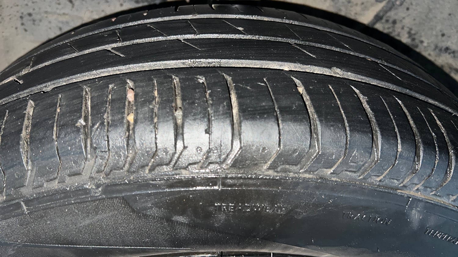 Used 2022 Tata Punch Adventure MT Petrol Manual tyres RIGHT REAR TYRE TREAD VIEW
