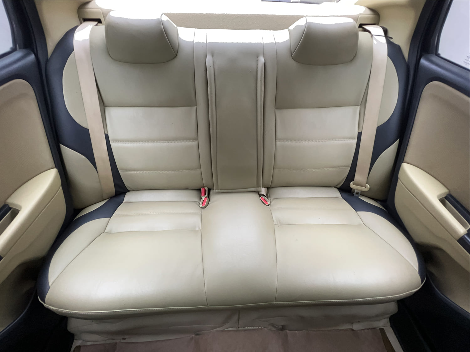 Used 2015 Honda City SV CVT Petrol Automatic interior REAR SEAT CONDITION VIEW