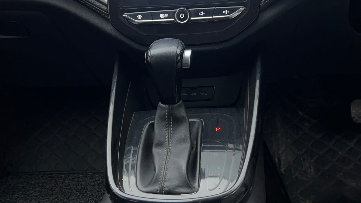 Used 2020 MG Motors Hector Sharp 1.5 DCT Petrol Petrol Automatic interior GEAR  KNOB VIEW