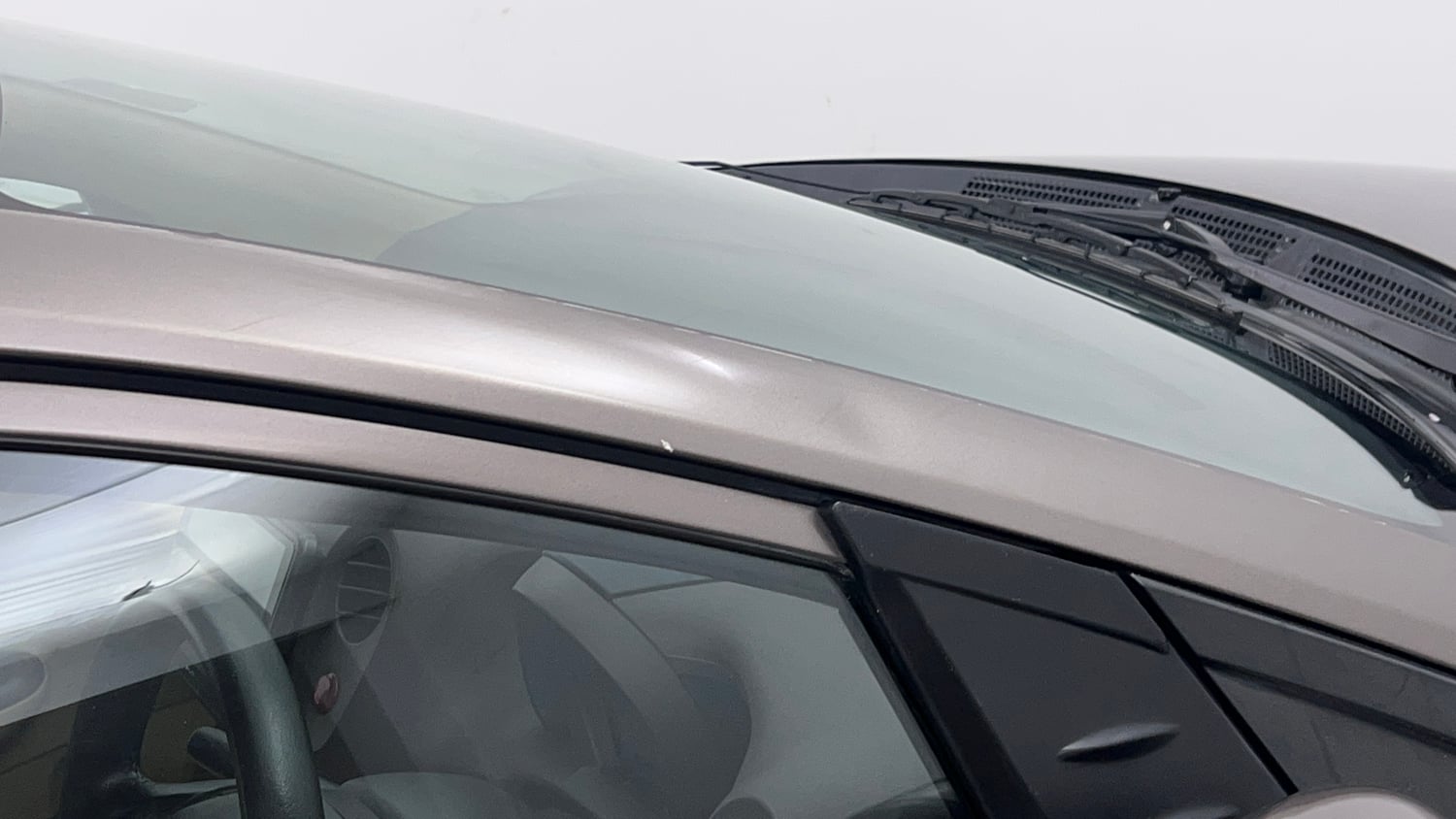 Used 2013 Honda Brio E MT Petrol Manual dents MINOR DENT