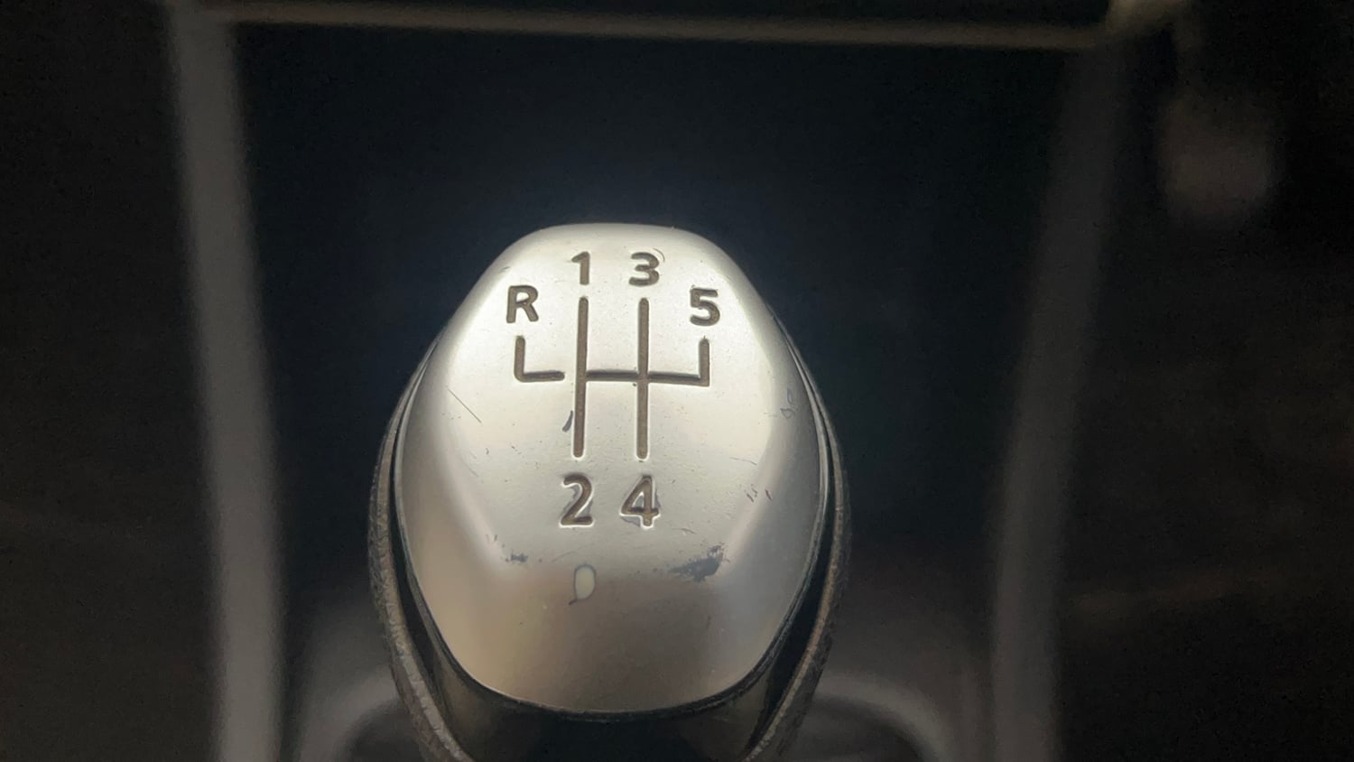 Used 2020 Renault Triber RXZ Petrol Manual interior GEAR  KNOB VIEW