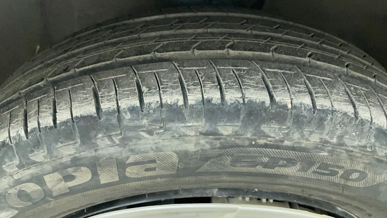 Used 2018 Maruti Suzuki Ignis Delta 1.2 MT Petrol Manual tyres RIGHT FRONT TYRE TREAD VIEW