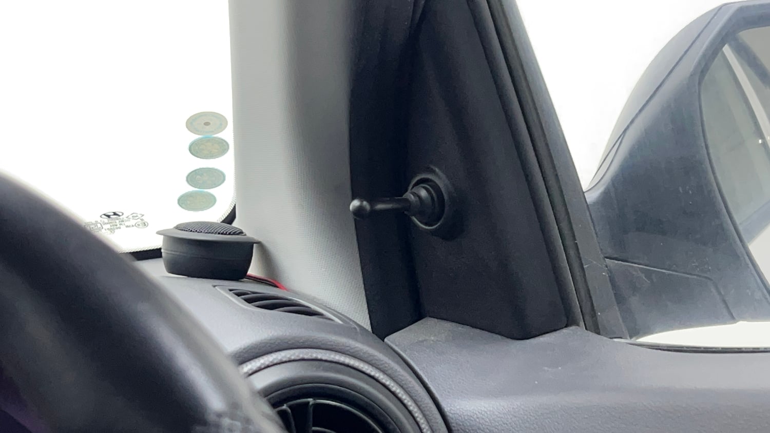 Used 2025 Hyundai Grand i10 Nios Era 1.2 Kappa Petrol Manual top_features Adjustable ORVM