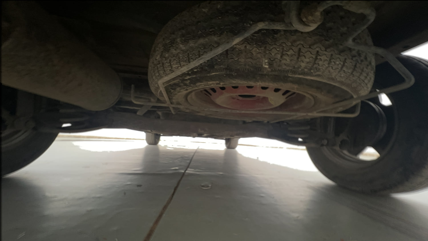 Used 2020 Renault Triber RXZ Petrol Manual tyres SPARE TYRE VIEW