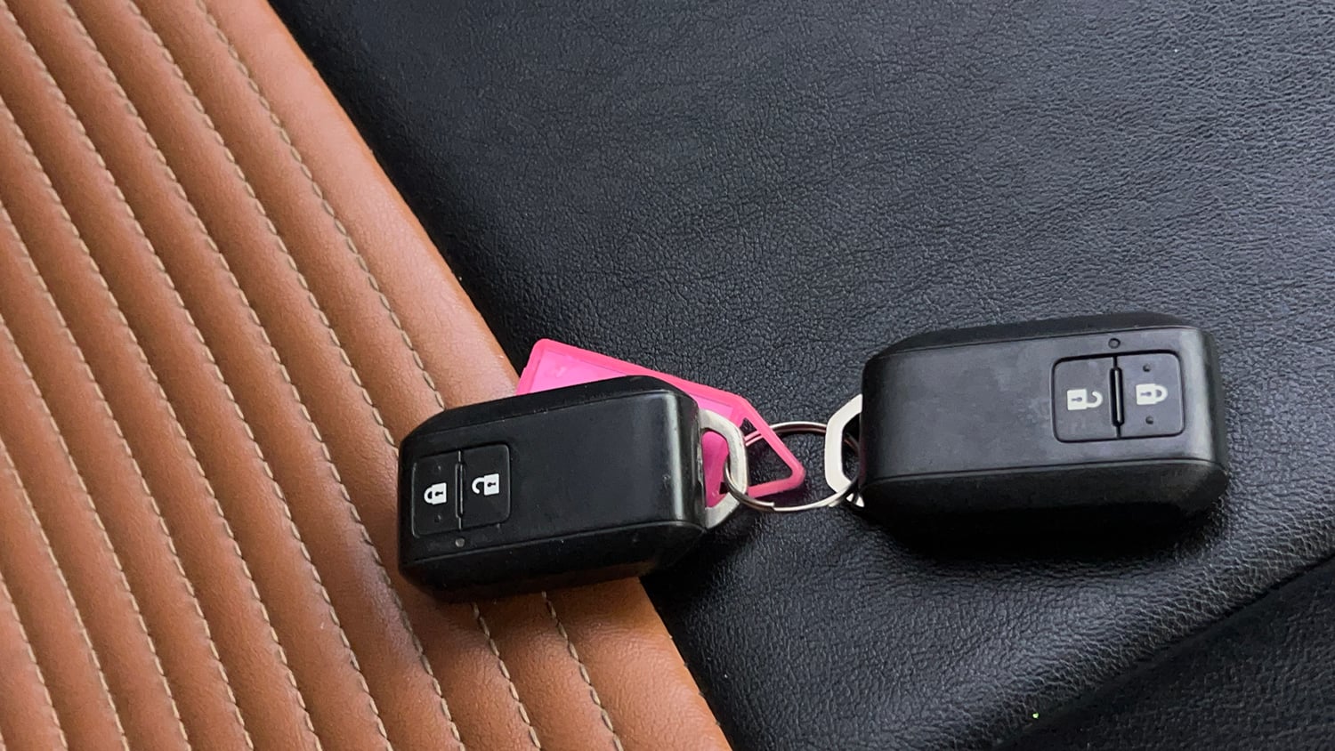 Used 2019 Maruti Suzuki Swift ZXi AMT Petrol Automatic extra CAR KEY VIEW
