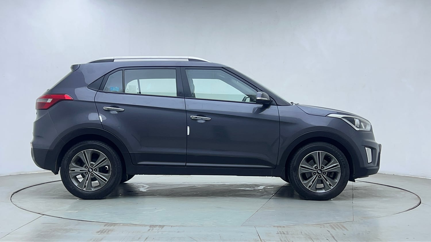 Used 2017 Hyundai Creta 1.6 SX Plus AT Petrol Petrol Automatic exterior RIGHT SIDE VIEW