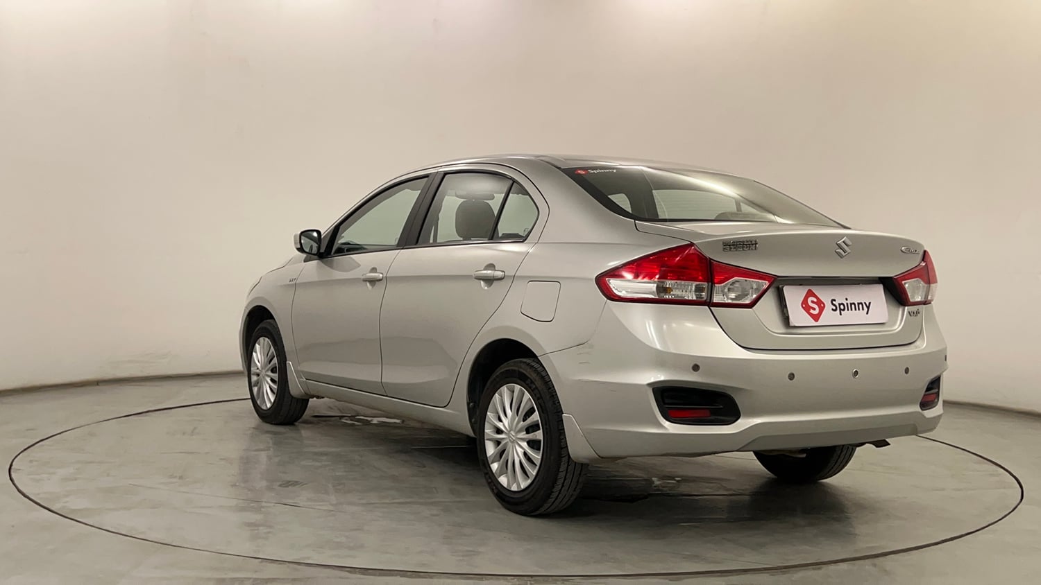 Used 2015 Maruti Suzuki Ciaz VXi+ Petrol Manual exterior LEFT REAR CORNER VIEW