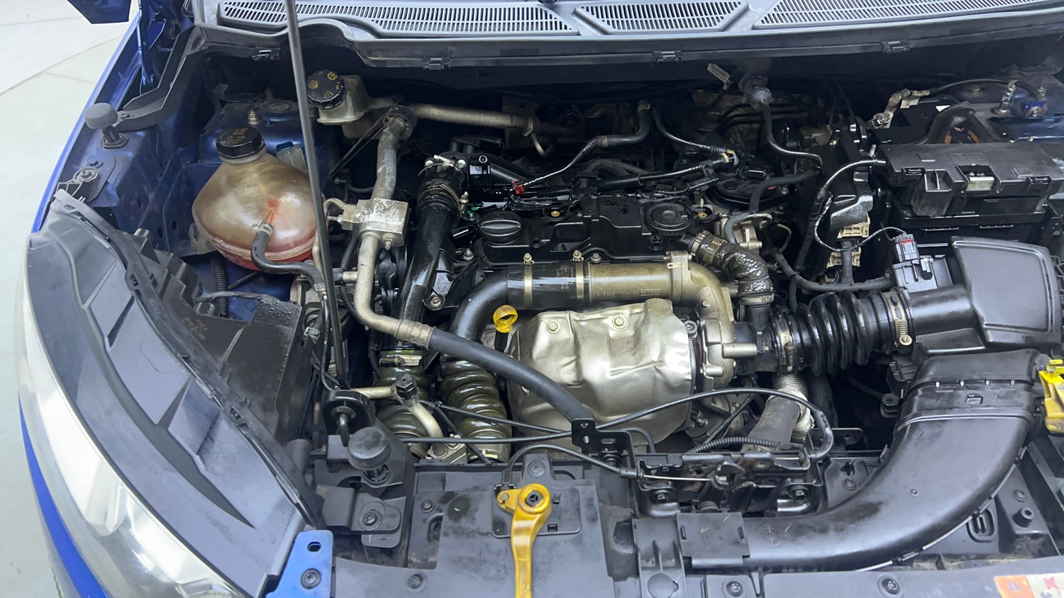 Used 2018 Ford EcoSport Trend + 1.5L TDCi Diesel Manual engine ENGINE RIGHT SIDE VIEW