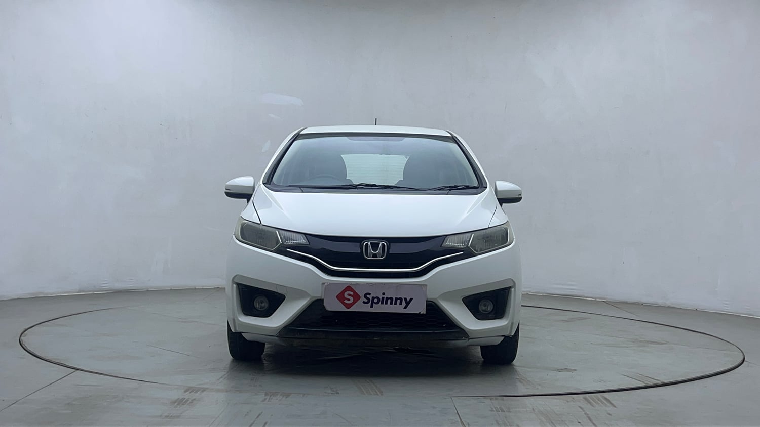Used 2015 Honda Jazz V Petrol Petrol Manual exterior FRONT VIEW