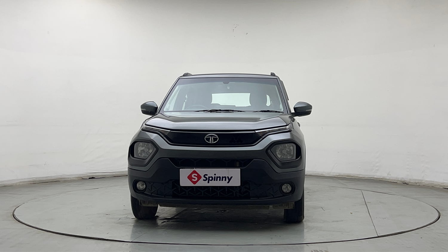 Used 2023 Tata Punch Pure iCNG Cng Manual exterior FRONT VIEW