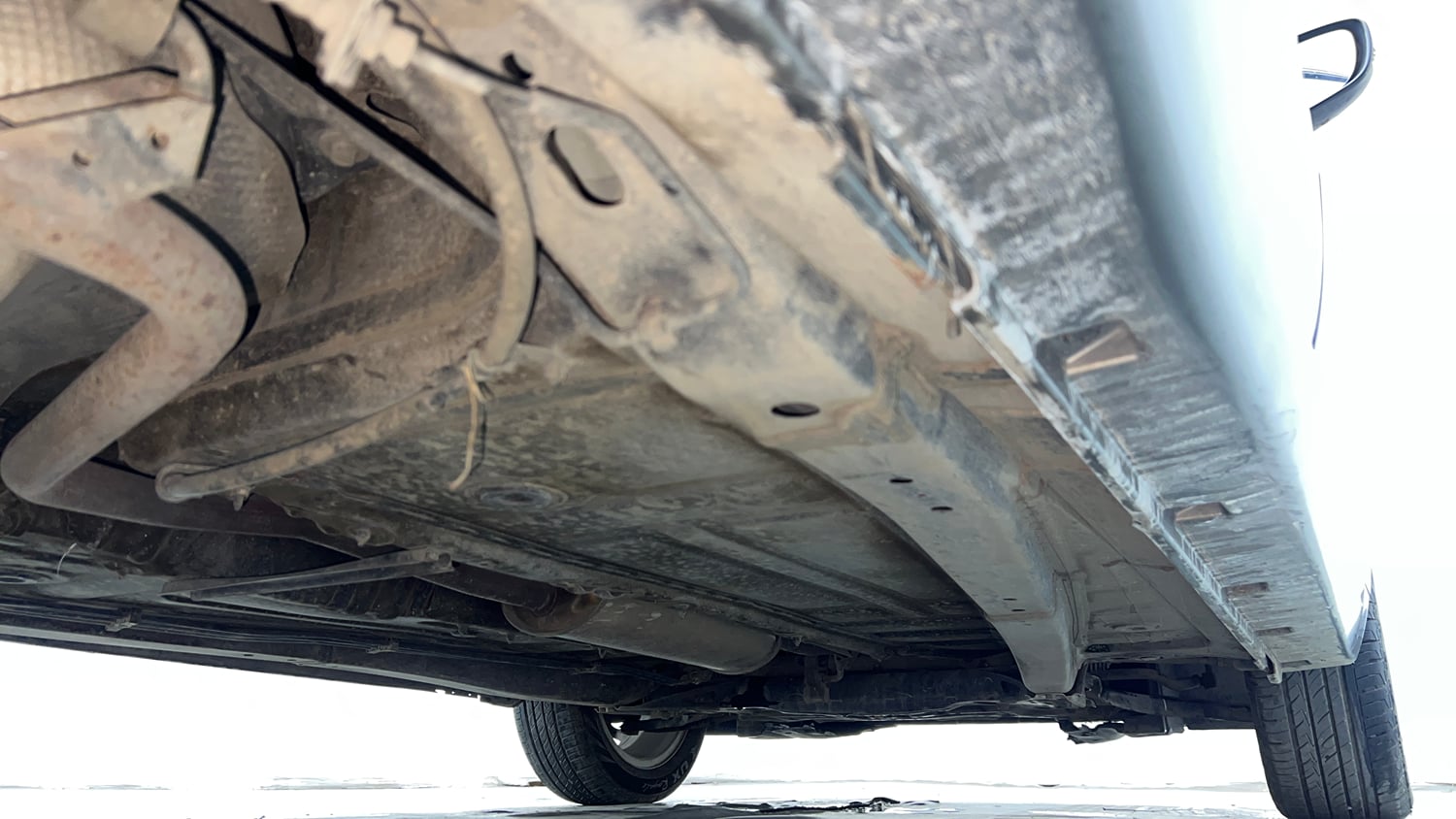 Used 2020 Maruti Suzuki Baleno Alpha Petrol Manual extra REAR RIGHT UNDERBODY VIEW