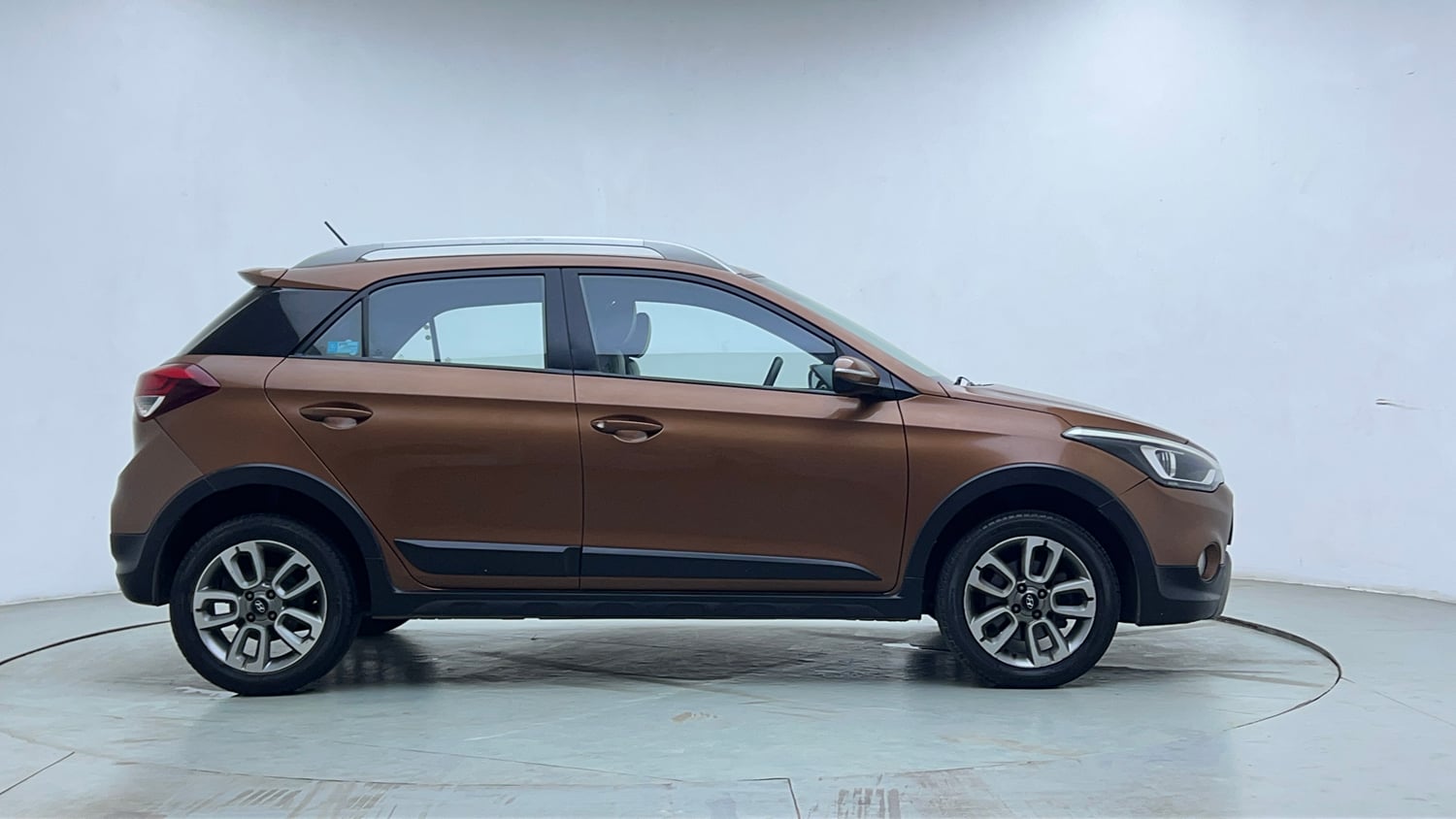 Used 2016 Hyundai i20 Active 1.2 S Petrol Manual exterior RIGHT SIDE VIEW