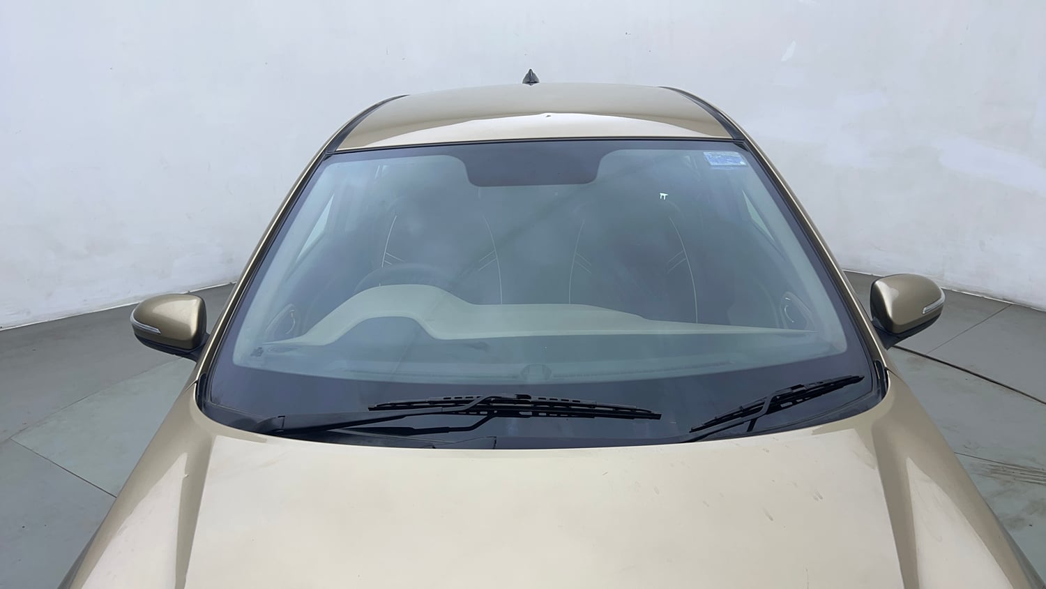 Used 2015 Hyundai Elite i20 Asta 1.2 Petrol Manual exterior FRONT WINDSHIELD VIEW