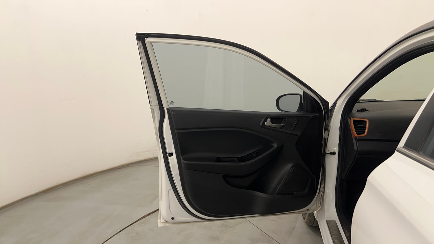 Used 2017 Hyundai Elite i20 Asta 1.2 Dual Tone Petrol Manual interior LEFT FRONT DOOR OPEN VIEW
