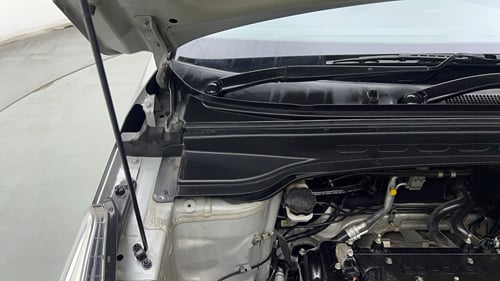 Used 2018 Hyundai Creta SX 1.6 Petrol Petrol Manual engine ENGINE RIGHT SIDE HINGE & APRON VIEW