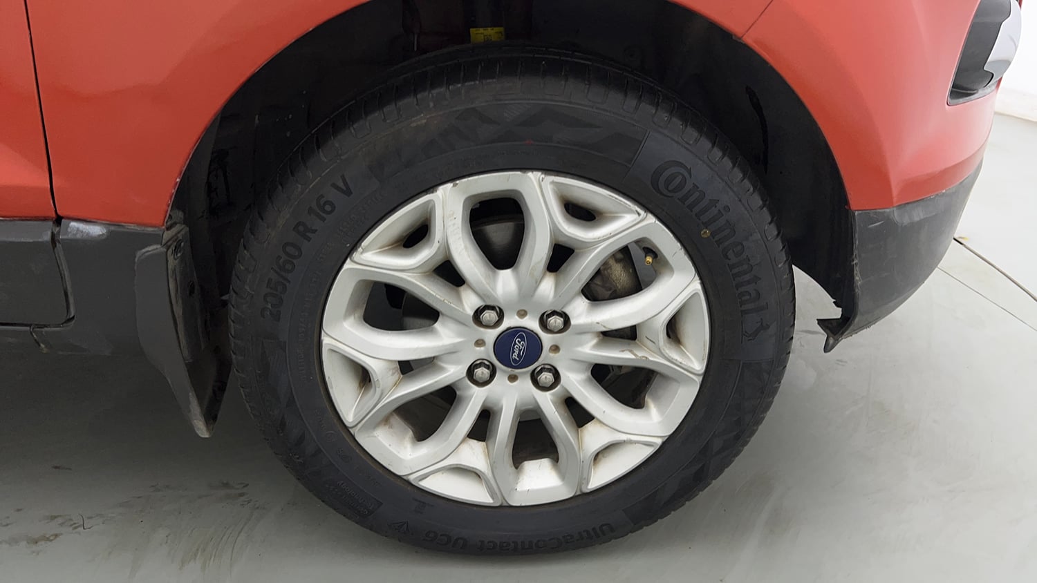 Used 2017 Ford EcoSport Titanium 1.5L Ti-VCT AT Petrol Automatic tyres RIGHT FRONT TYRE RIM VIEW