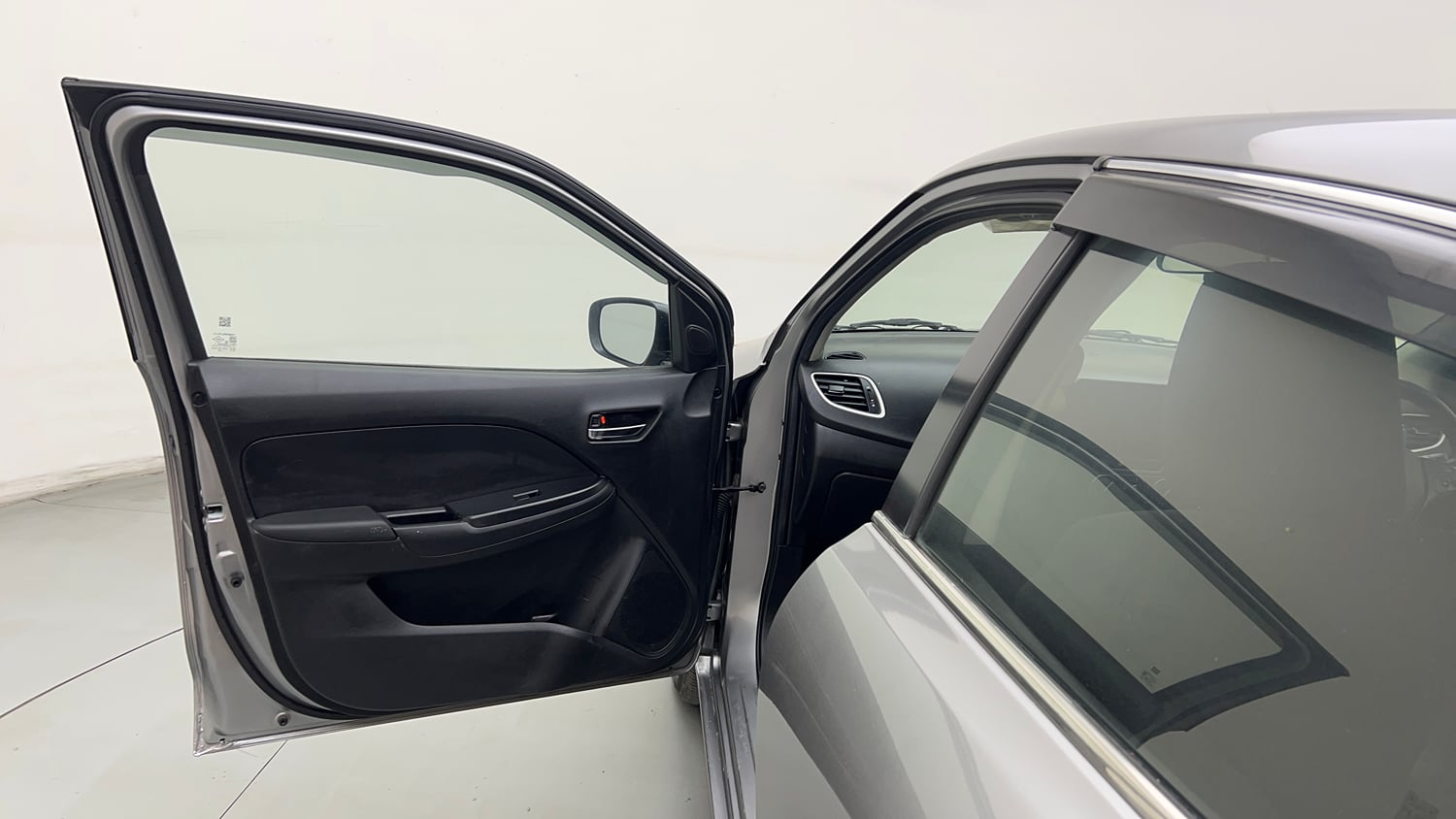 Used 2021 Maruti Suzuki Baleno Sigma Petrol Manual interior LEFT FRONT DOOR OPEN VIEW
