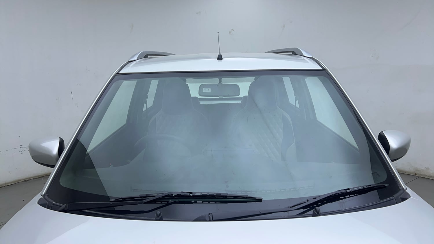 Used 2024 Maruti Suzuki Wagon R ZXI 1.2 Petrol Manual exterior FRONT WINDSHIELD VIEW