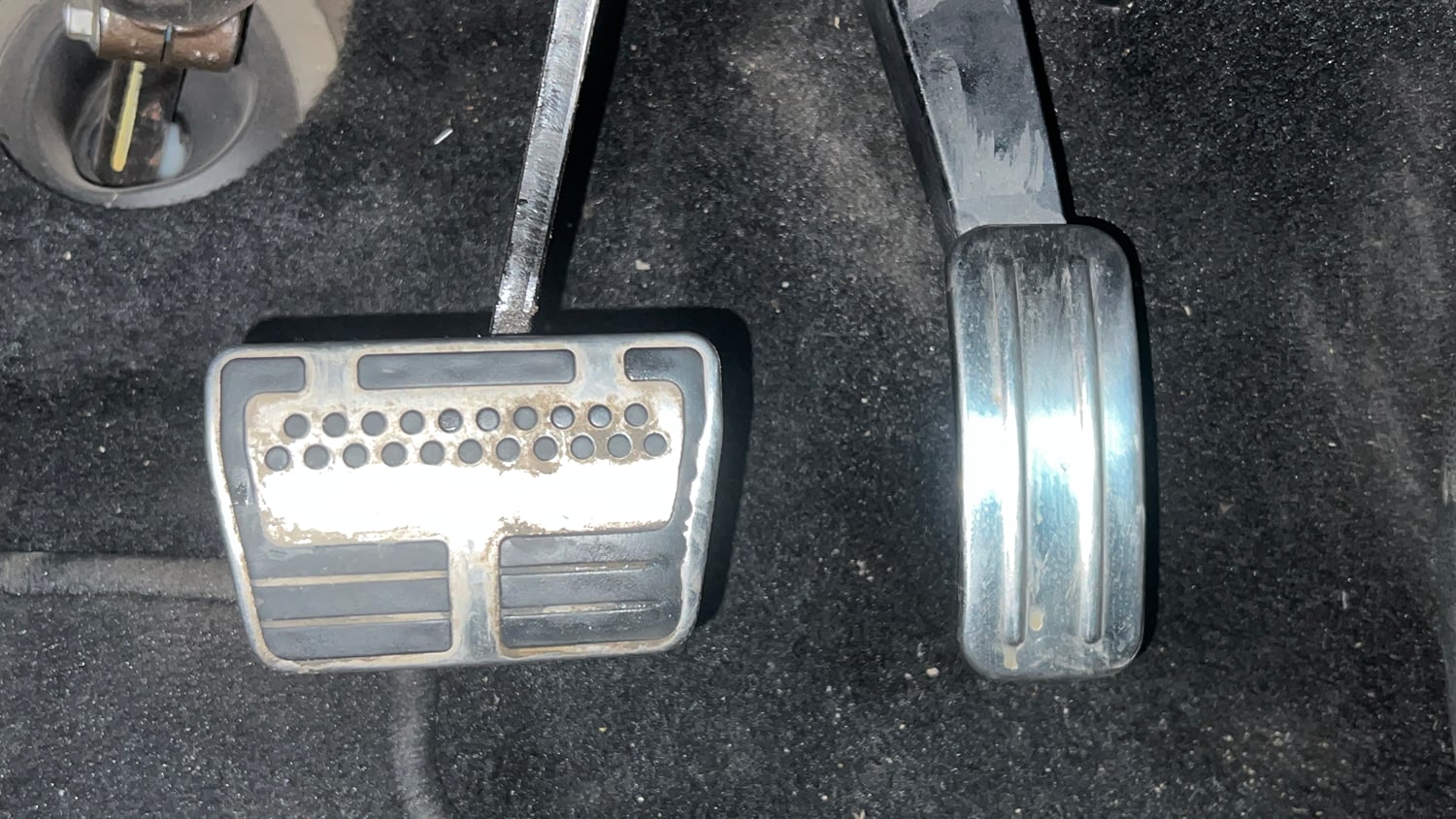 Used 2019 Ford EcoSport Titanium + 1.5L Ti-VCT AT Petrol Automatic interior PEDALS VIEW