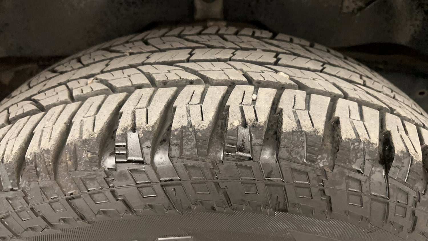Used 2021 mahindra Thar LX Hard Top Diesel AT 4WD Diesel Automatic tyres RIGHT REAR TYRE TREAD VIEW