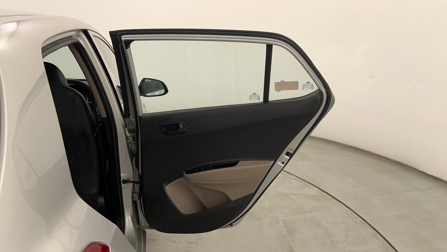 Used 2016 Hyundai Grand i10 Magna 1.2 Kappa VTVT Petrol Manual interior RIGHT REAR DOOR OPEN VIEW
