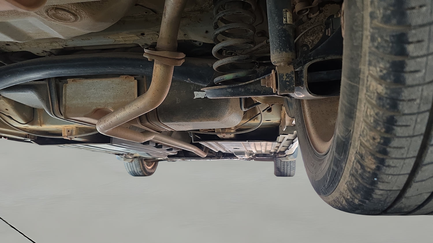 Used 2016 Maruti Suzuki S-Cross Zeta 1.3 Diesel Manual extra REAR RIGHT UNDERBODY VIEW