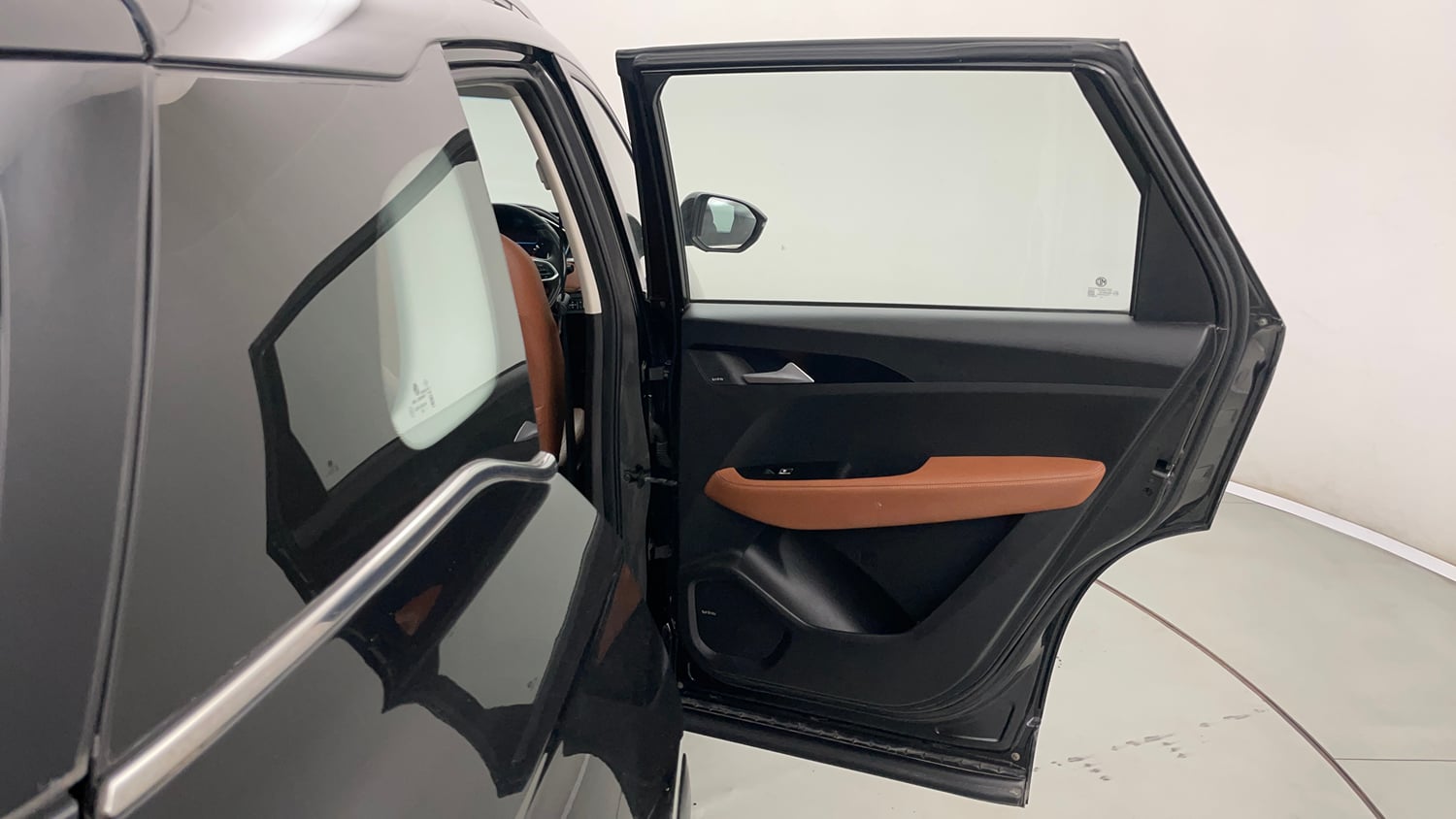 Used 2021 MG Motors Hector Plus Sharp 2.0 Diesel Turbo MT 6-STR Diesel Manual interior RIGHT REAR DOOR OPEN VIEW