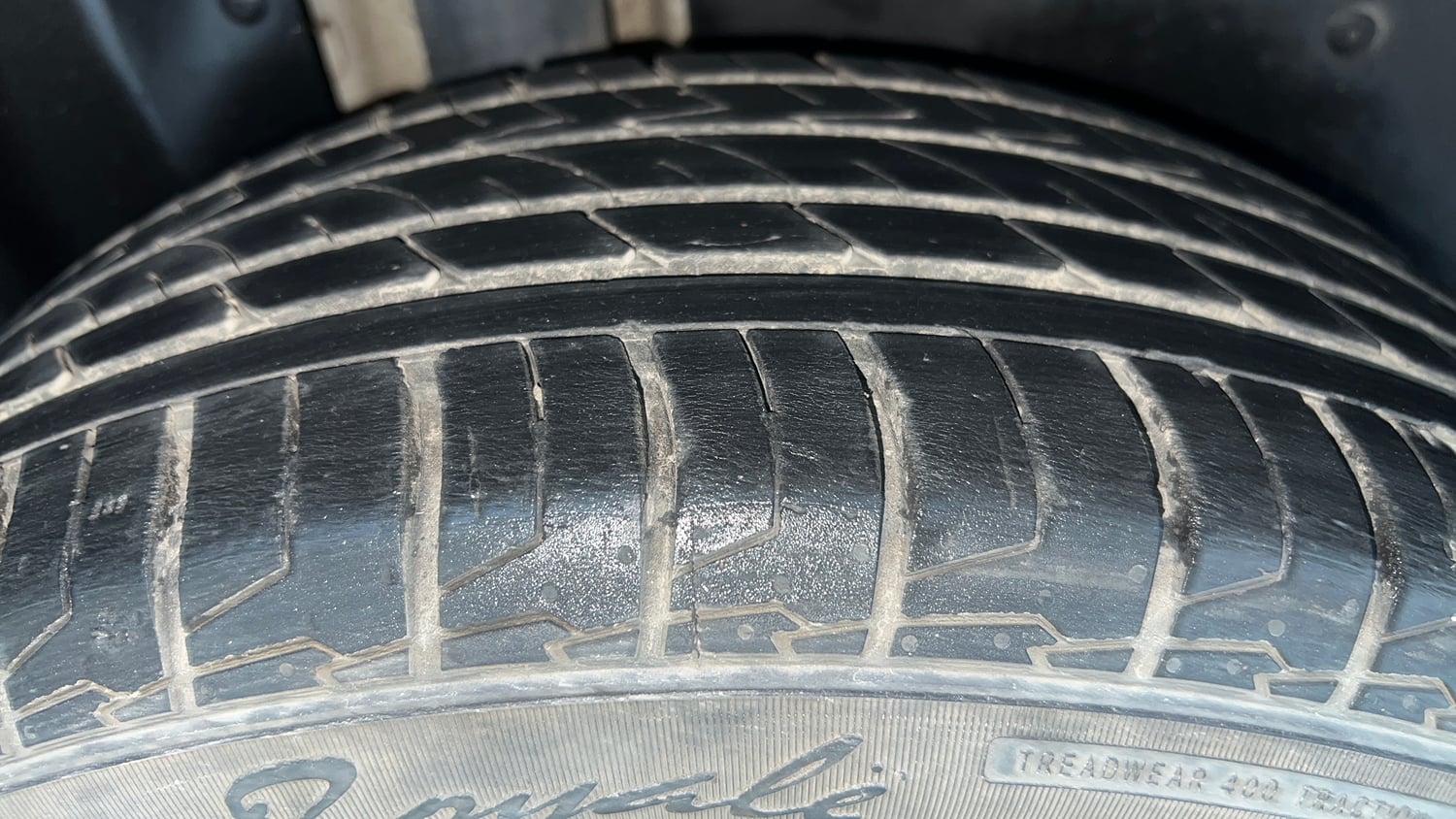 Used 2020 MG Motors Hector Sharp 1.5 DCT Petrol Petrol Automatic tyres RIGHT REAR TYRE TREAD VIEW