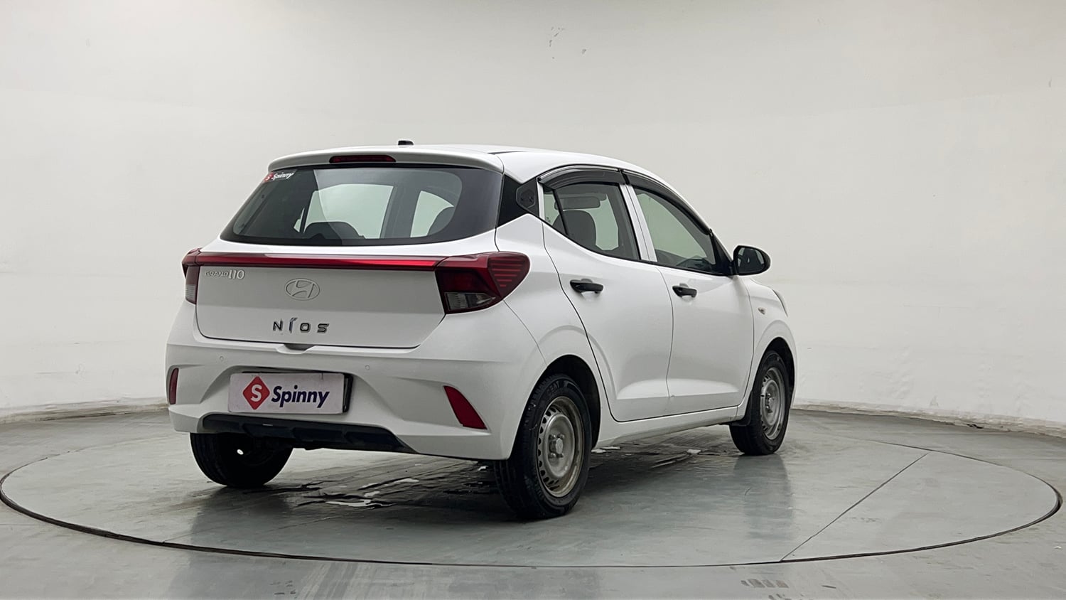 Used 2025 Hyundai Grand i10 Nios Era 1.2 Kappa Petrol Manual exterior RIGHT REAR CORNER VIEW