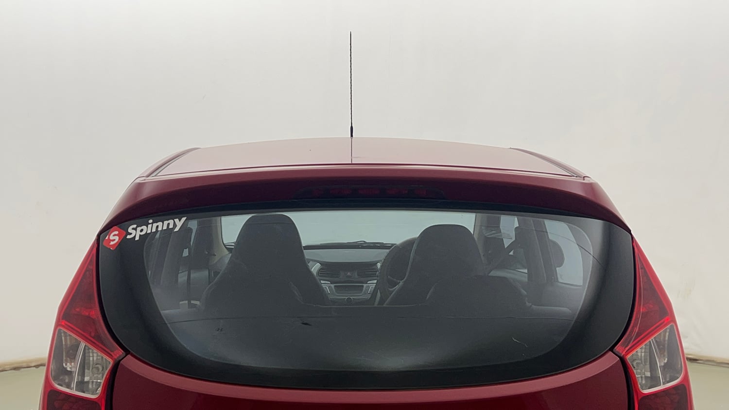Used 2015 Hyundai Eon Magna O Petrol Manual exterior BACK WINDSHIELD VIEW