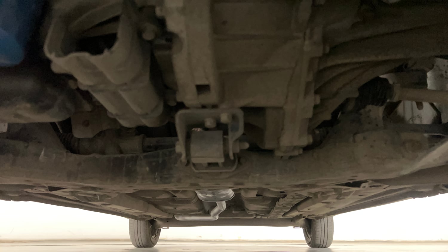 Used 2016 Hyundai Grand i10 Magna 1.2 Kappa VTVT Petrol Manual extra FRONT LEFT UNDERBODY VIEW
