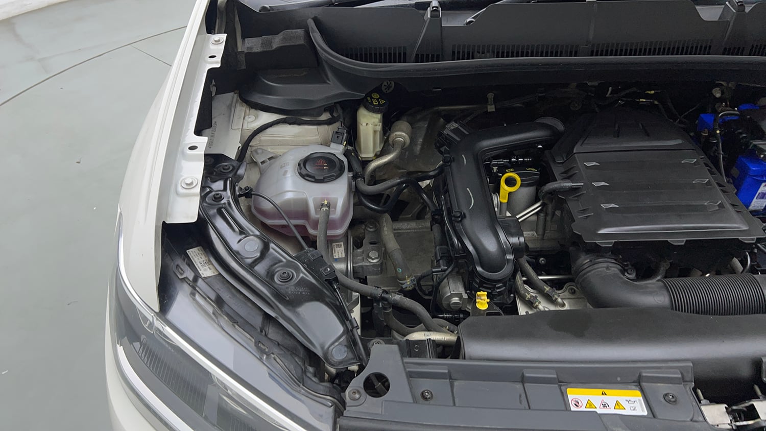 Used 2022 Volkswagen Taigun Highline 1.0 TSI AT Petrol Automatic engine ENGINE RIGHT SIDE VIEW