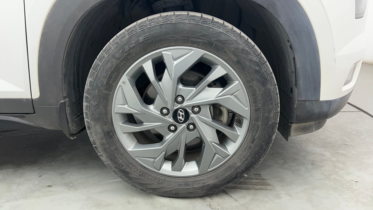 Used 2020 Hyundai Creta SX (O) 1.4 Turbo 7 DCT Petrol Automatic tyres RIGHT FRONT TYRE RIM VIEW
