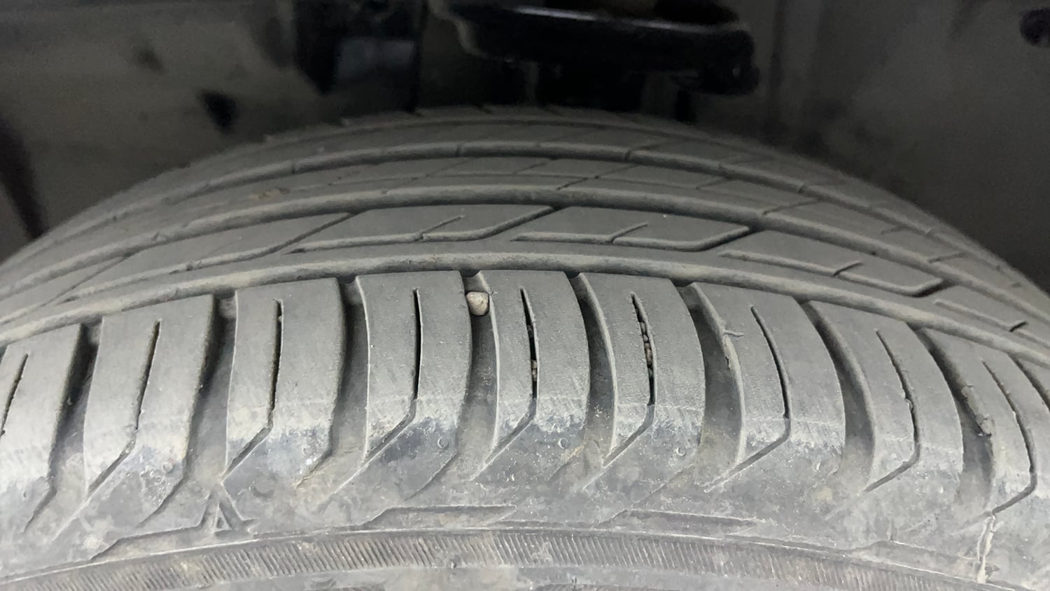 Used 2021 Jeep Compass Model S (O) 2.0 Diesel Diesel Manual tyres LEFT FRONT TYRE TREAD VIEW