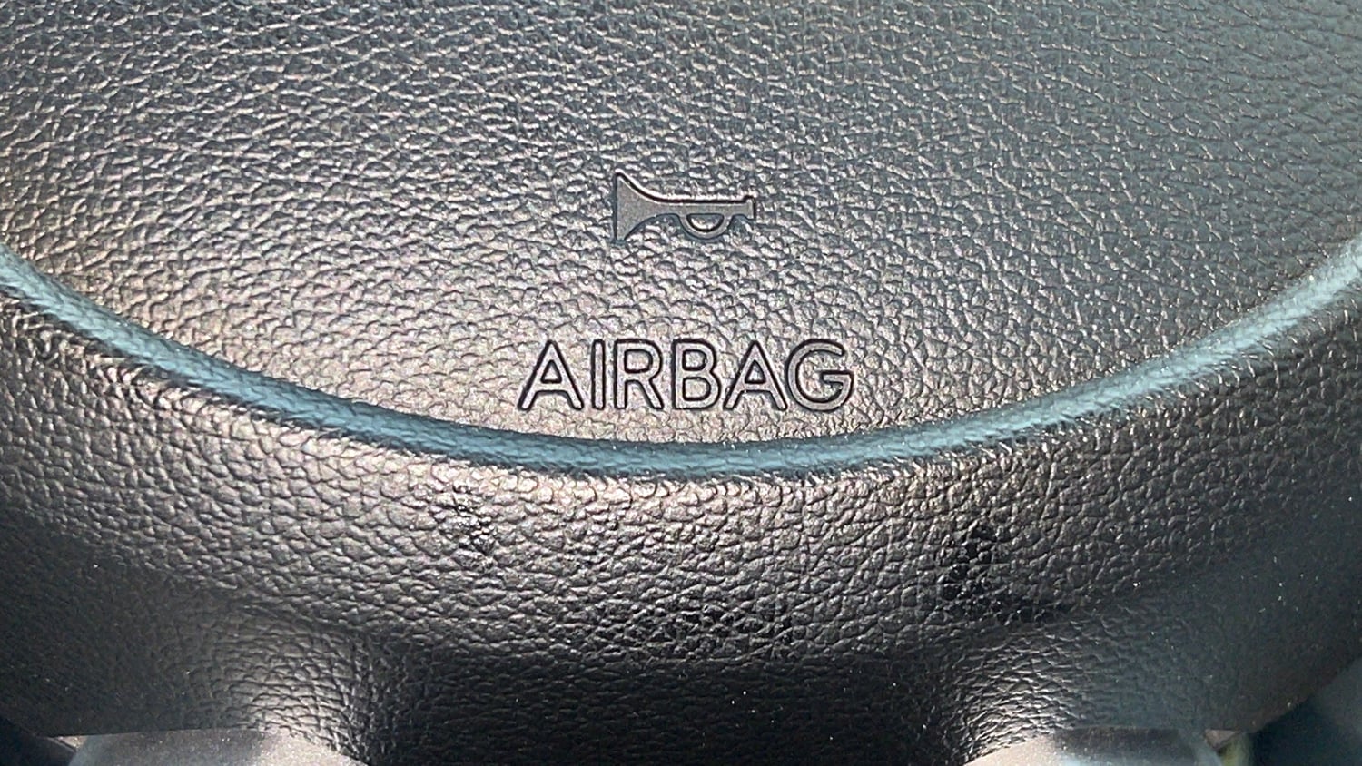 Used 2024 Hyundai i20 Sportz (O) 1.2 IVT Petrol Automatic top_features Airbags
