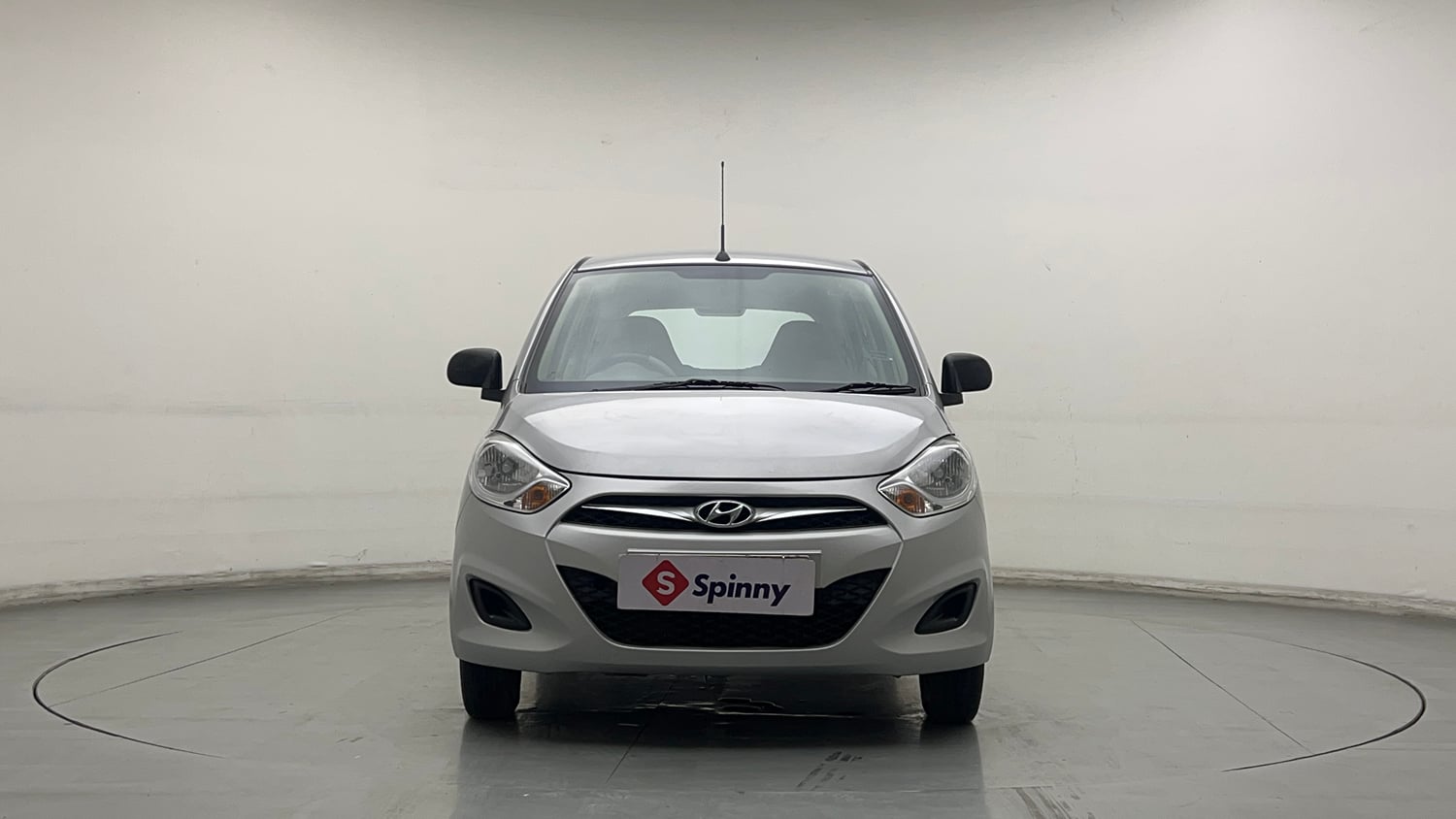 Used 2013 Hyundai i10 Magna 1.1 iRDE2 Petrol Manual exterior FRONT VIEW