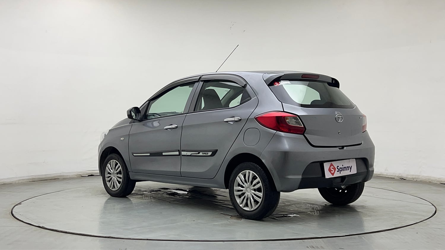 Used 2018 Tata Tiago Revotron XT Petrol Manual exterior LEFT REAR CORNER VIEW