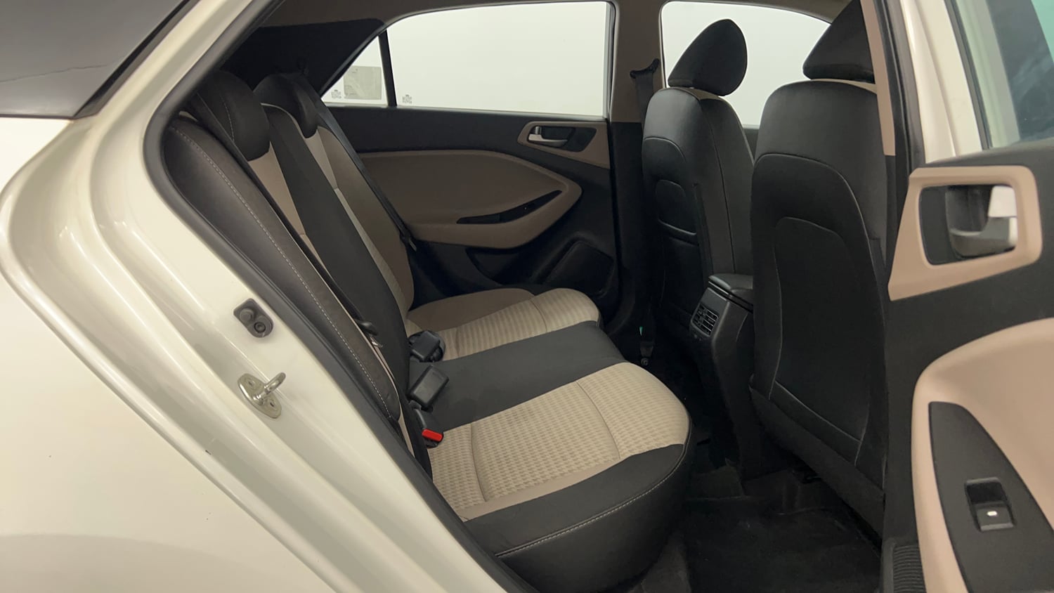 Used 2018 Hyundai Elite i20 Asta 1.2 Petrol Manual interior RIGHT SIDE REAR DOOR CABIN VIEW