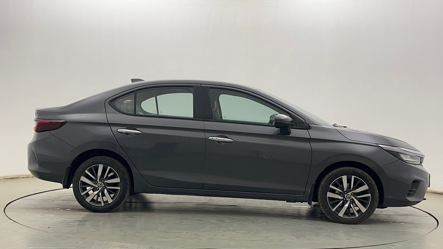 Used 2021 Honda City ZX Petrol Petrol Manual exterior RIGHT SIDE VIEW