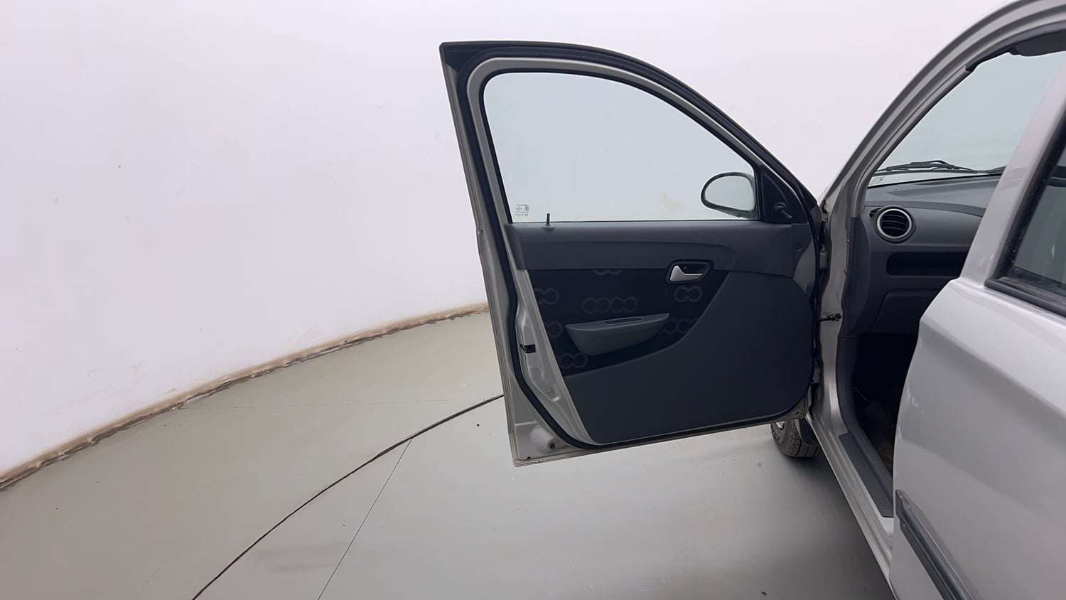 Used 2013 Maruti Suzuki Alto 800 Lxi Petrol Manual interior LEFT FRONT DOOR OPEN VIEW