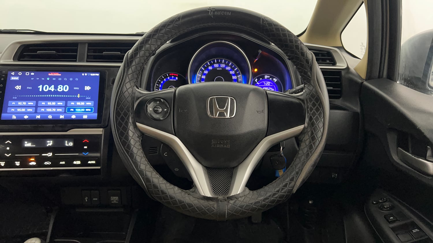 Used 2016 Honda Jazz V Petrol Petrol Manual interior STEERING VIEW