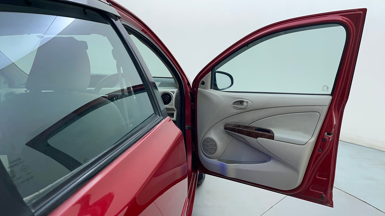 Used 2013 Toyota Etios V Petrol Manual interior RIGHT FRONT DOOR OPEN VIEW