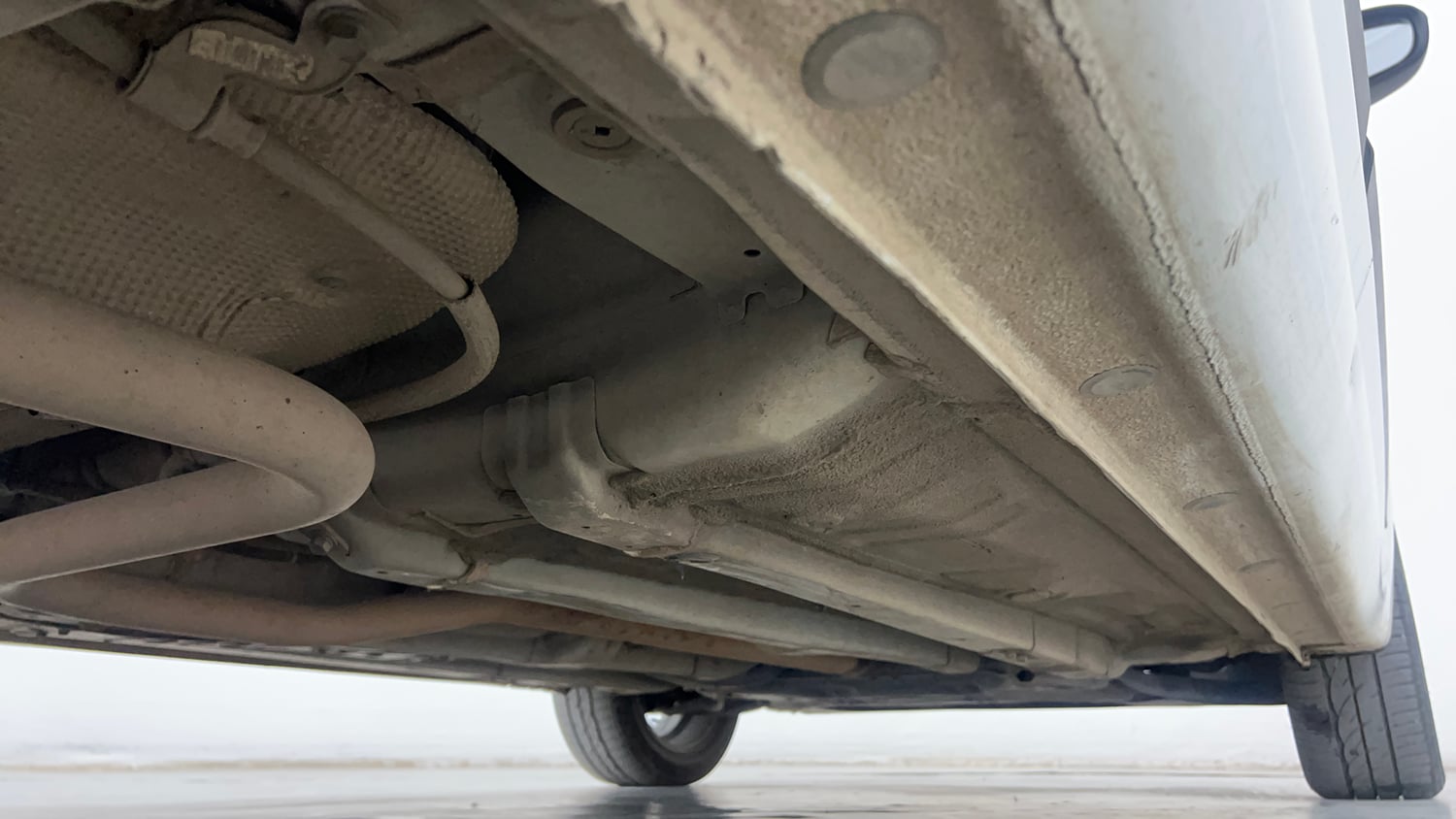 Used 2018 Hyundai Elite i20 Asta 1.2 (O) Petrol Manual extra REAR RIGHT UNDERBODY VIEW