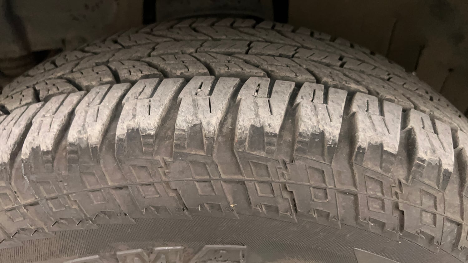 Used 2021 mahindra Thar LX Hard Top Diesel AT 4WD Diesel Automatic tyres LEFT FRONT TYRE TREAD VIEW